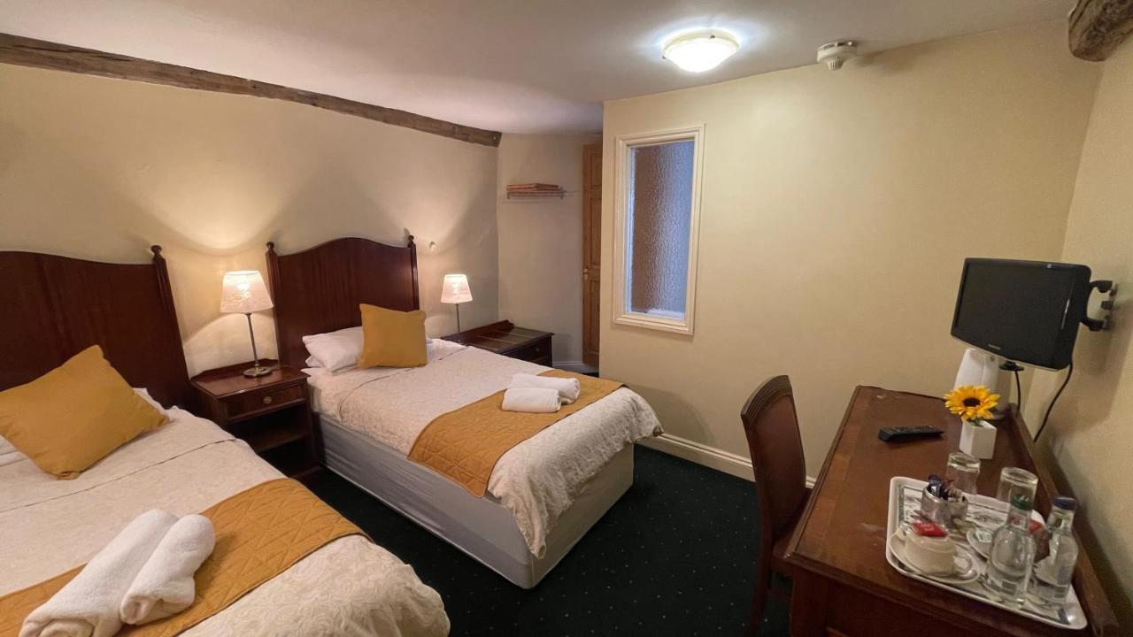 Crown Hotel Downham Market Zewnętrze zdjęcie